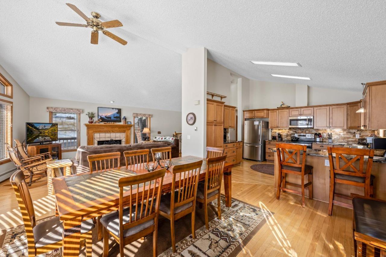 Lily Mountain Lodge - Amazing Mountains Views, Private Hot Tub, Great Location Estes Park Bagian luar foto