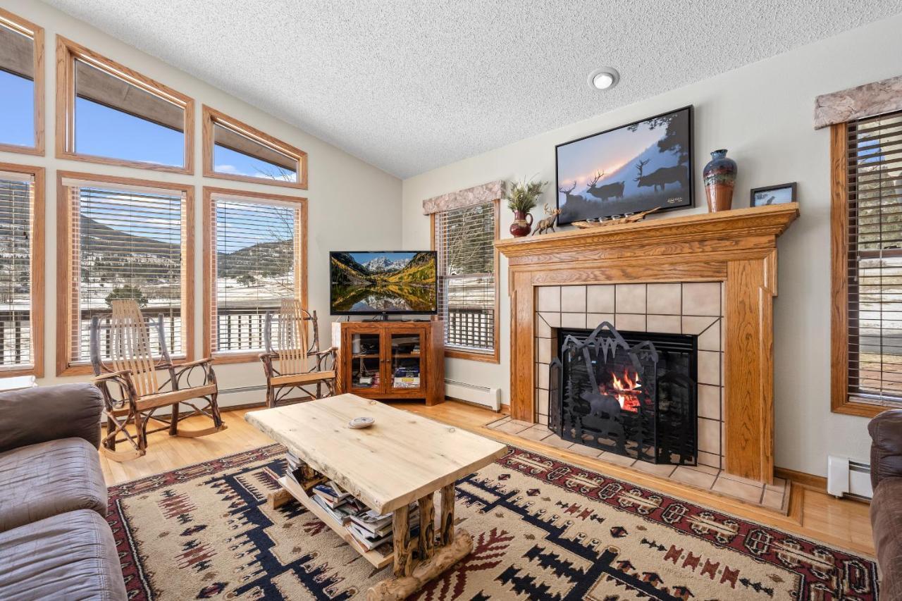 Lily Mountain Lodge - Amazing Mountains Views, Private Hot Tub, Great Location Estes Park Bagian luar foto